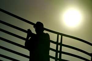 La actual ola de calor que afecta varios departamentos de Colombia es consecuencia del fenómeno del Niño, y se prevé que impactará al país durante los próximos meses de este año