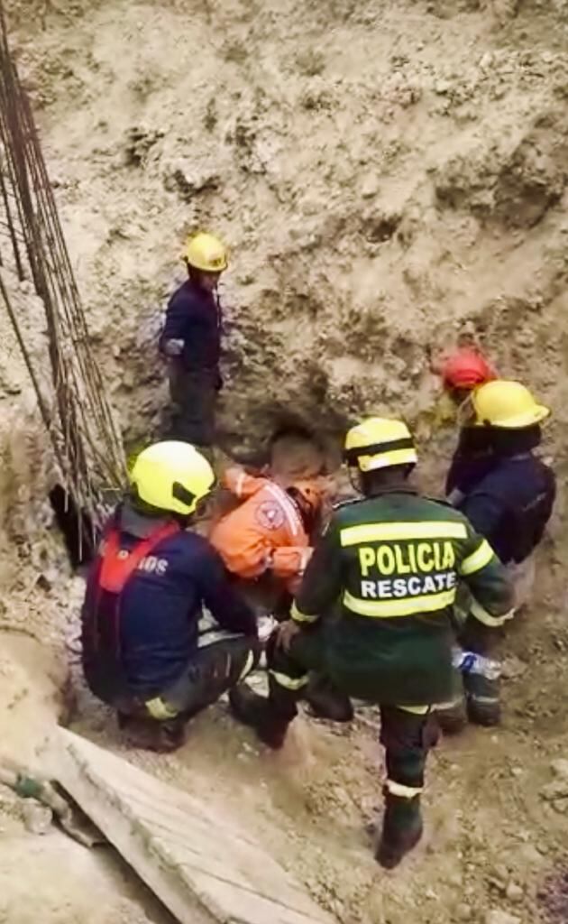 Labores de rescate en la zona de la emergencia