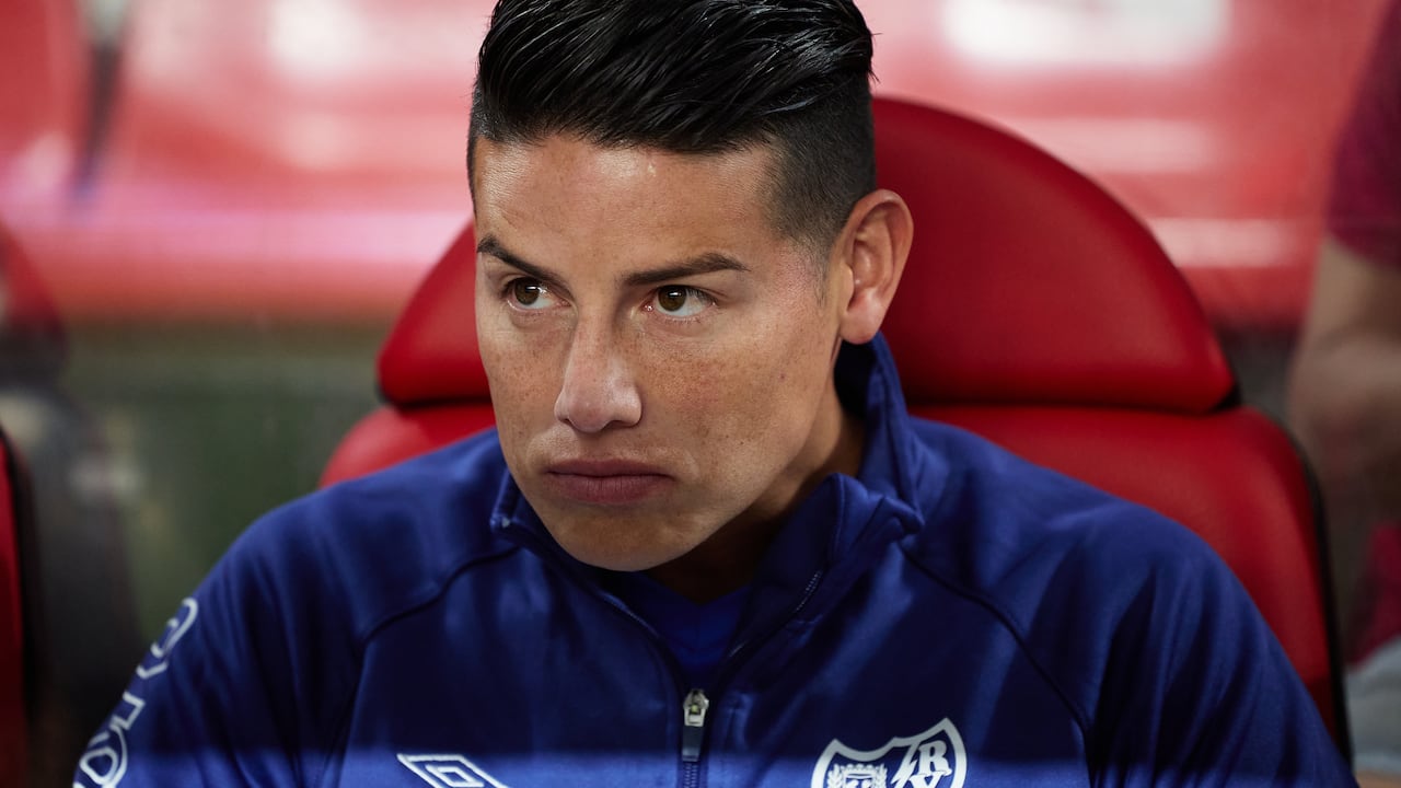 MADRID, SPAIN - SEPTEMBER 16: James Rodriguez of Rayo Vallecano looks on from the bench prior to the LaLiga match between Rayo Vallecano and CA Osasuna at Estadio de Vallecas on September 16, 2024 in Madrid, Spain. (Photo by Alvaro Medranda/Quality Sport Images/Getty Images)