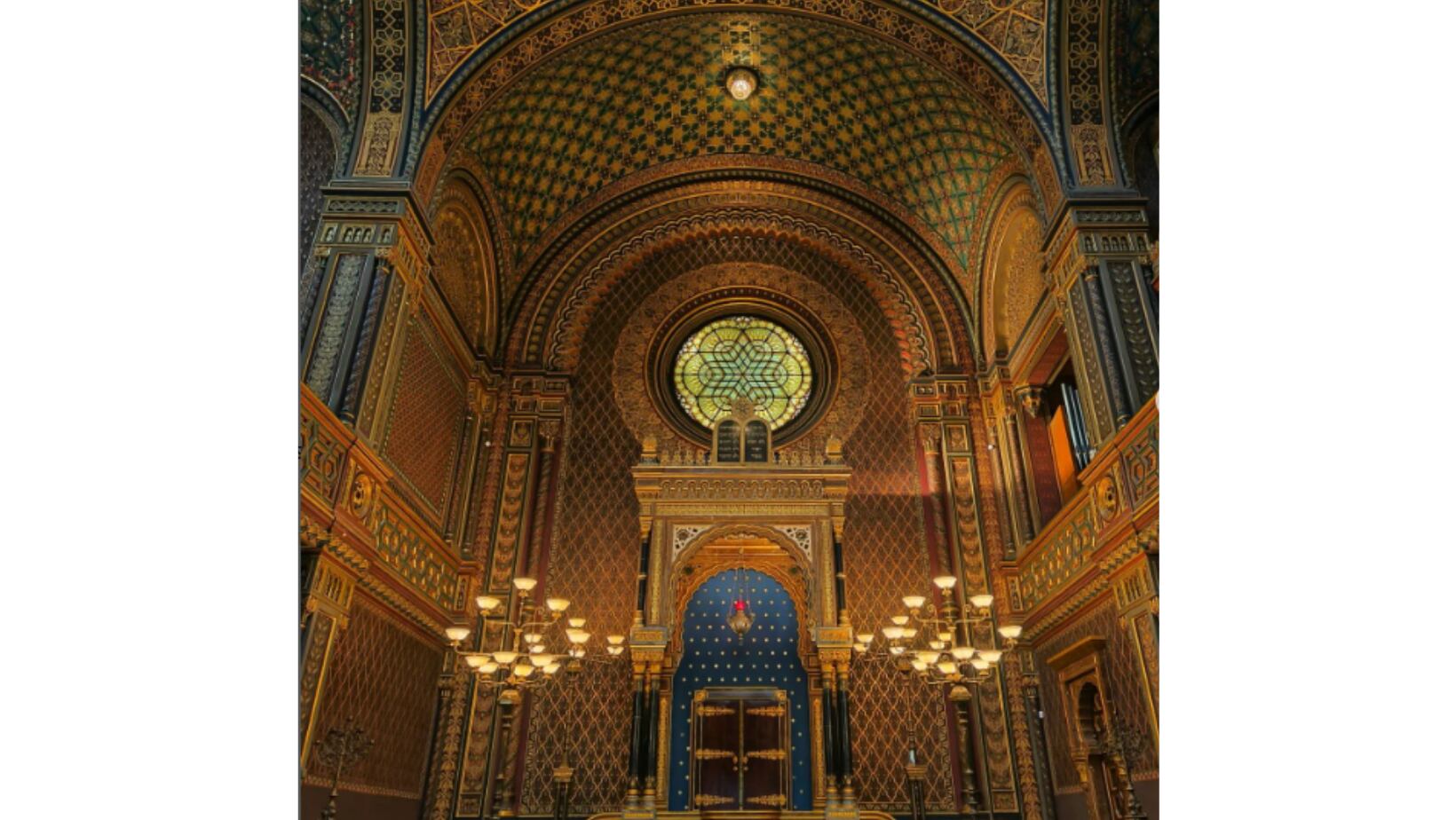 La sinagoga Española de Praga, una de las  más bellas del mundo