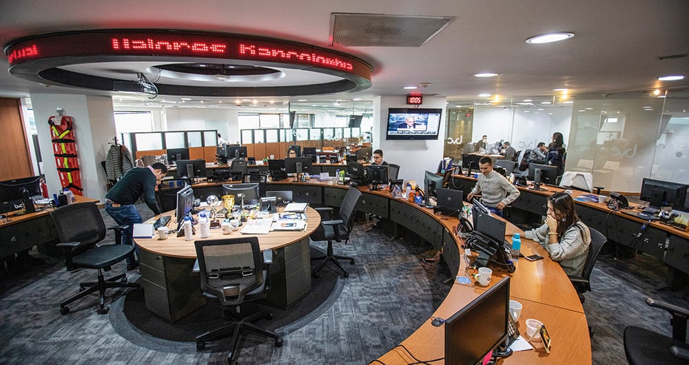 La Bolsa de Valores de Colombia estaba sumida en un letargo cuando llegaron las OPA a mover el valor de las acciones. 