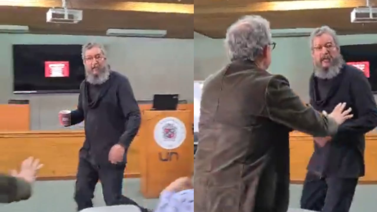 Carlos Medina Gallego arremetió contra la docente con insultos y amenazas.