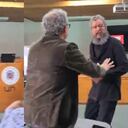 Carlos Medina Gallego arremetió contra la docente con insultos y amenazas.