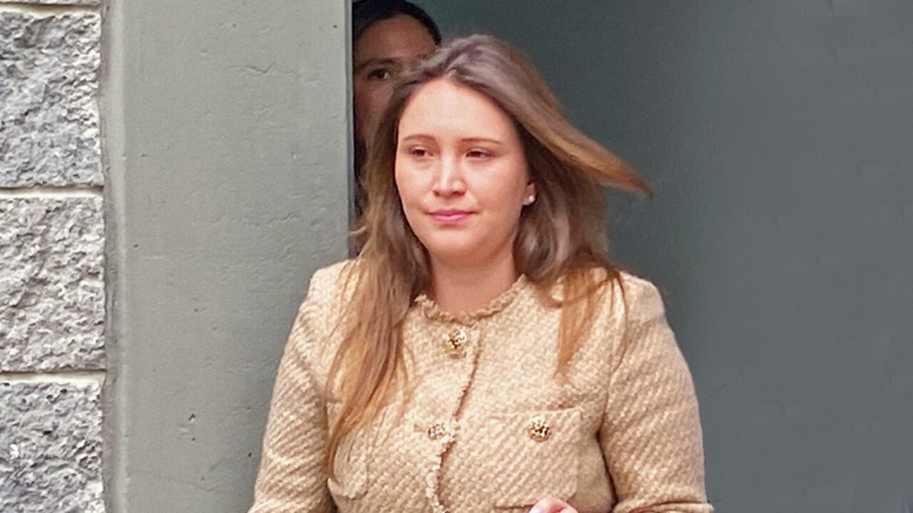 María Alejandra Benavides, exasesora del Ministerio de Hacienda, está colaborando con la justicia. Pide seguridad para ella y su familia.