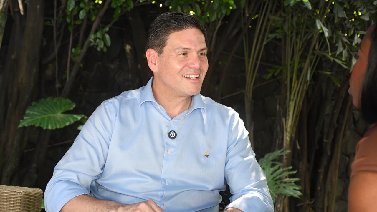 Juan Carlos PInzon, Precandidato presidencial, partido oxigeno.