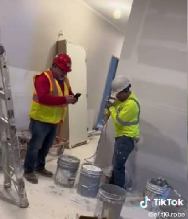 Reacciones encontradas generó disputa entre jefe y empleado de una obra.