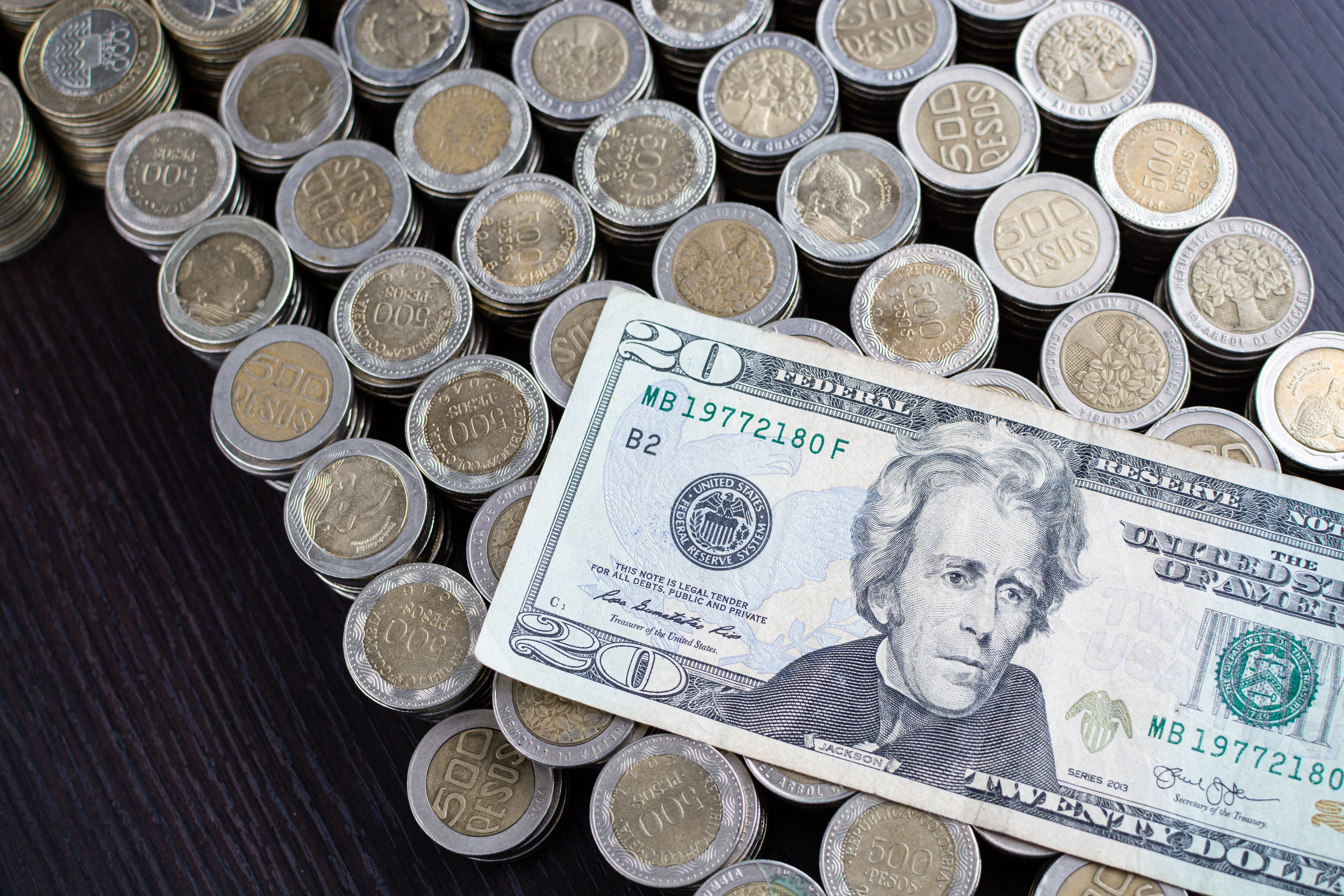 Dólares Pesos dolar