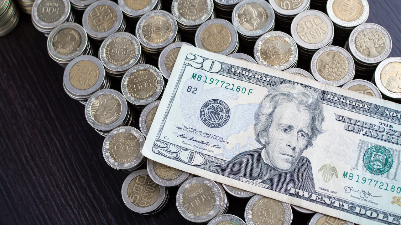 Dólares Pesos dolar