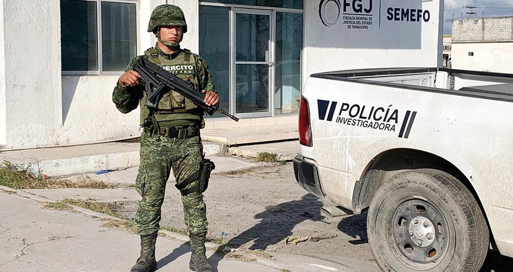 Las autoridades descubrieron que tres de los cuatro secuestrados tienen antecedentes en México por tráfico y manejo ilegal de armas