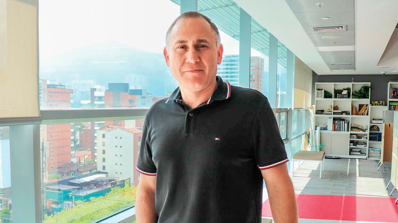 Juan D. LondoñoDirector de Soluciones de Comida de Grupo Éxito