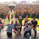 Desorden Público es la unión de los fundadores Horacio Blanco (voz y guitarra), Caplis Chacín (bajo), Danell Sarmiento (batería , voz), Oscar Alcaíno (percusión), y músicos que en vivo suman a la descarga.