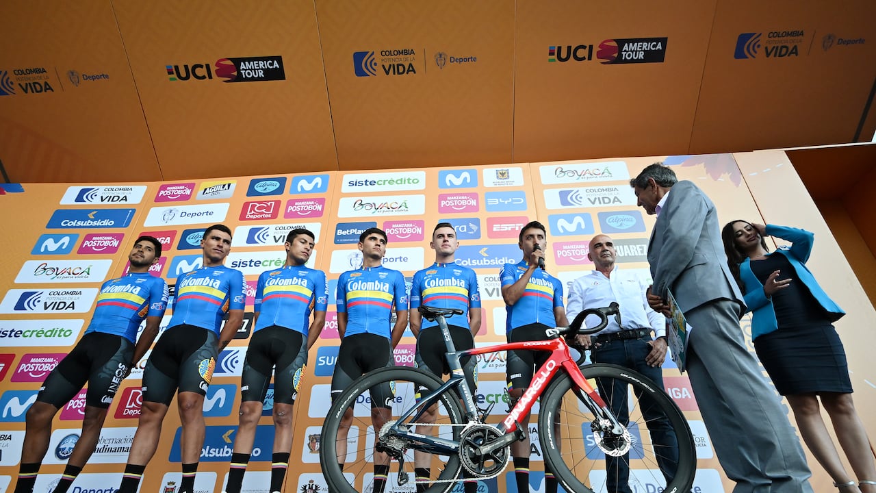TUNJA, COLOMBIA - FEBRUARY 04: A general view of Egan Bernal of Colombia, Hugo Rodriguez of Colombia, Brandon Rivera of Colombia, Dario Gomez German of Colombia, Jhonatan Restrepo of Colombia, Juan Diego Alba of Colombia and Team Colombia during the 4th Tour Colombia 2024 - Team Presentation on February 04, 2024 in Tunja, Colombia. (Photo by Maximiliano Blanco/Getty Images)