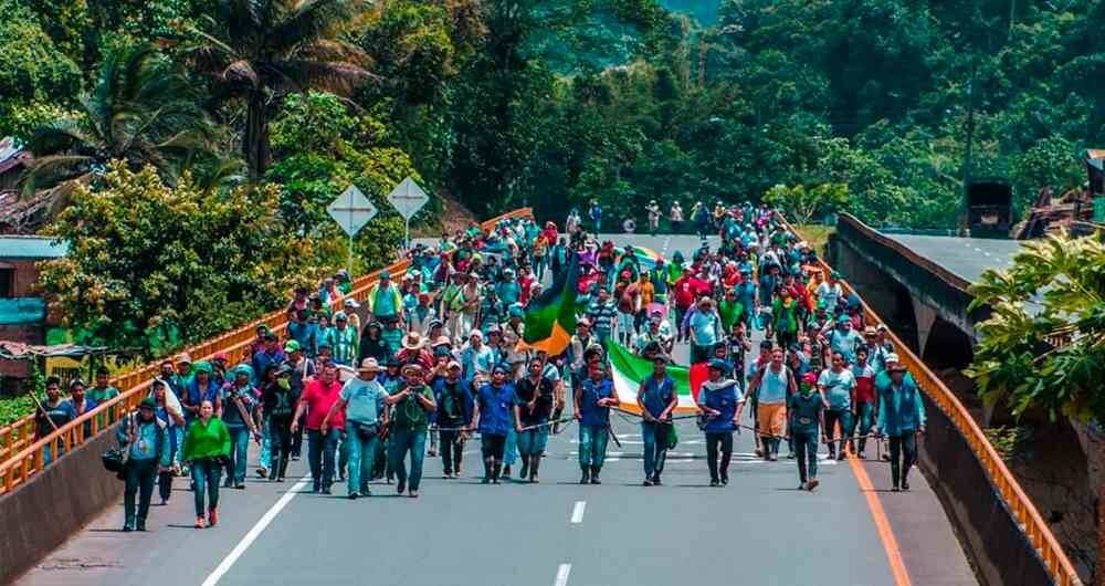Minga indígena durante manifestaciones de 2020.