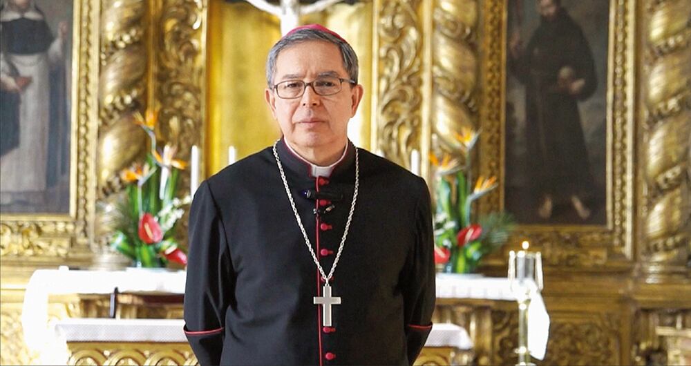  Monseñor Luis José Rueda no está de acuerdo con una constituyente. “Lo que deberíamos hacer es retomar la Constitución de 1991 y ponerla al servicio de Colombia”. 