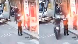 El uniformado no pudo hacer nada para evitar el robo de su celular.