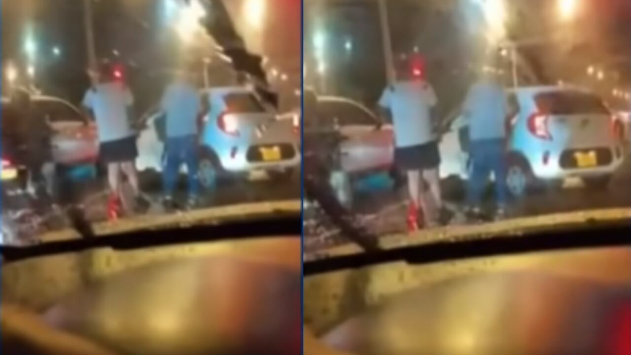 Al parecer, durante el forcejeo, se accionó el arma de fuego con la que intimidaban al conductor. Imagen de referencia.