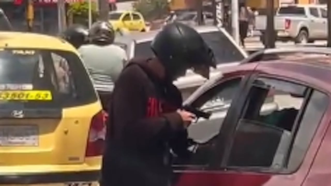 El hecho fue registrado por otros conductores.