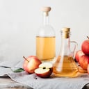 Es de vital importancia hacer hincapié en que el consumo de vinagre de manzana debe ser autorizado por un profesional de la salud, dado que hay personas que son alérgicas y no lo saben.