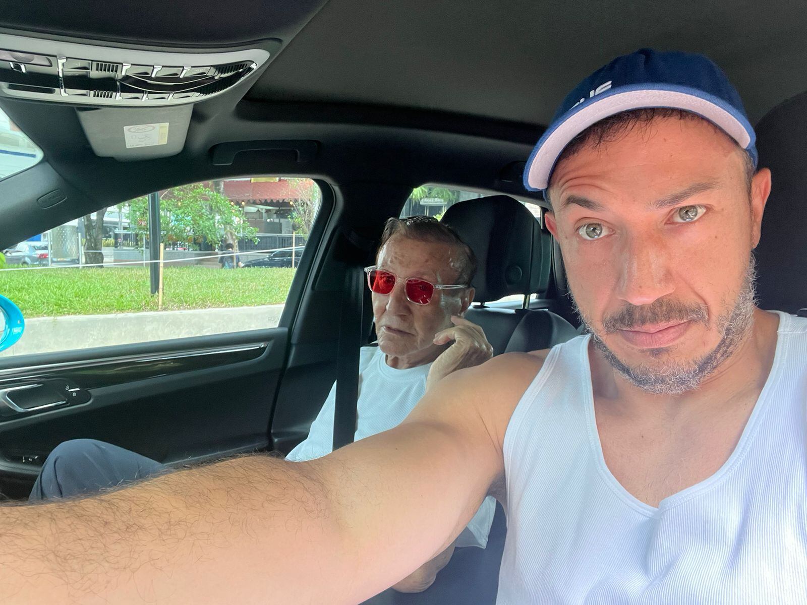 Rodolfo José Hernández y su padre, Rodolfo Hernández.