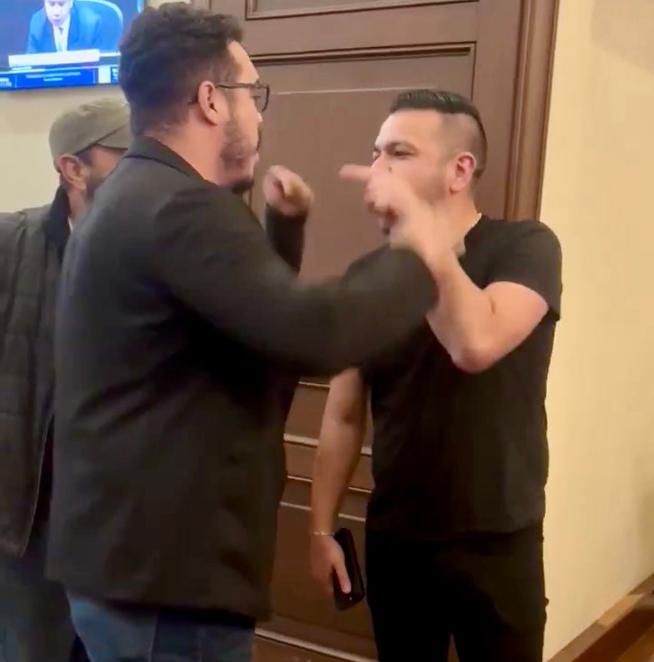 El activista del petrismo y Jota Pe Hernández.