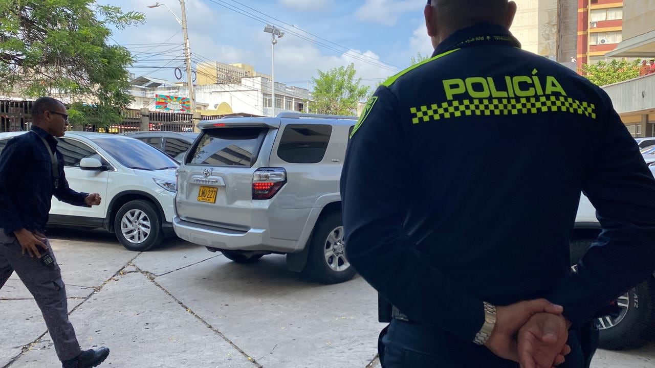 El oficial alegó una falsa motivación que violó su derecho al debido proceso y que estaba soportado en “pruebas ilegales”.