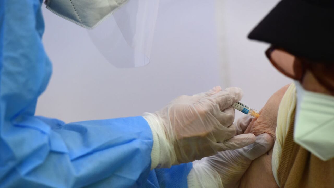 Un millón de personas en China ya se vacunaron contra el coronavirus