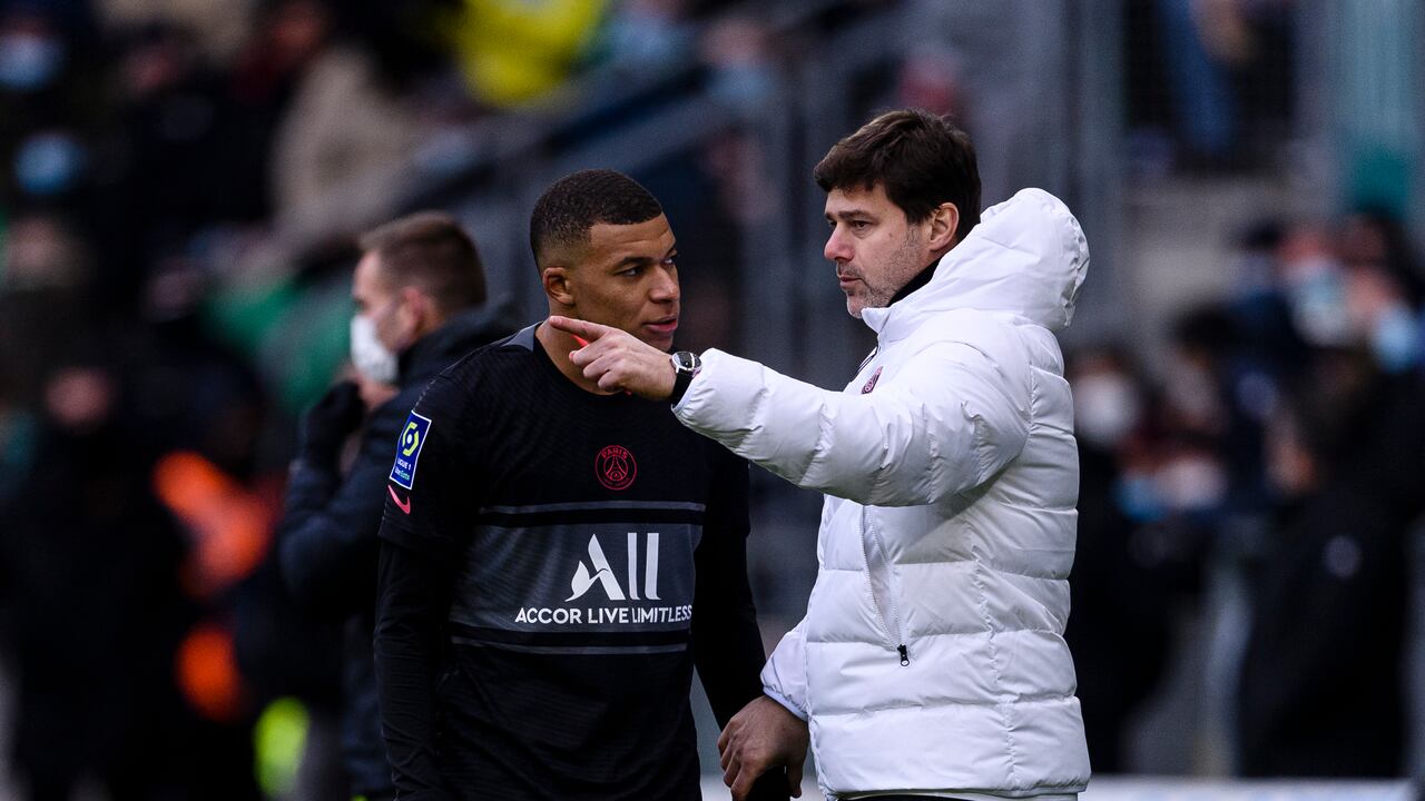 El estratega argentino consiguió la liga número 10 para los parisinos.