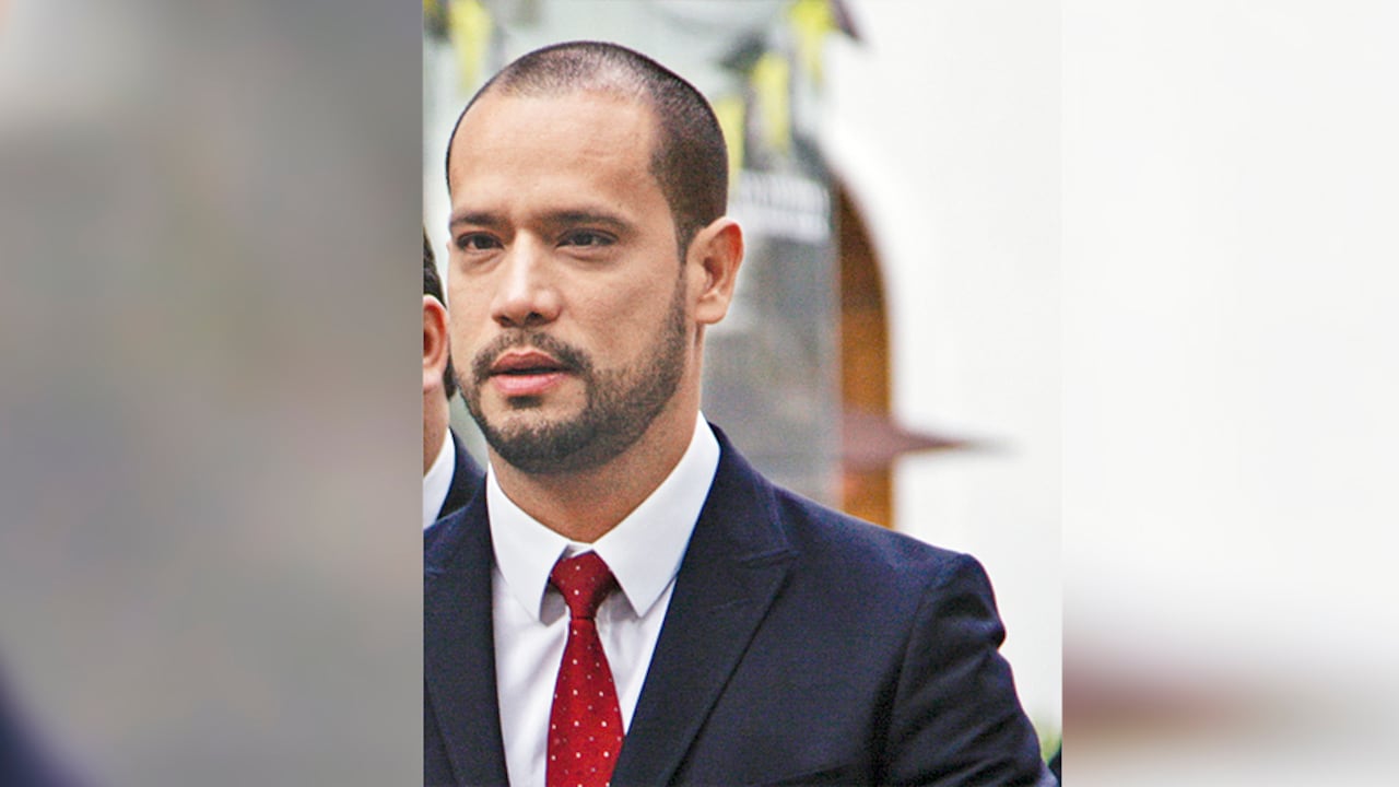 diego cadena Abogado, acusado de soborno a testigos.