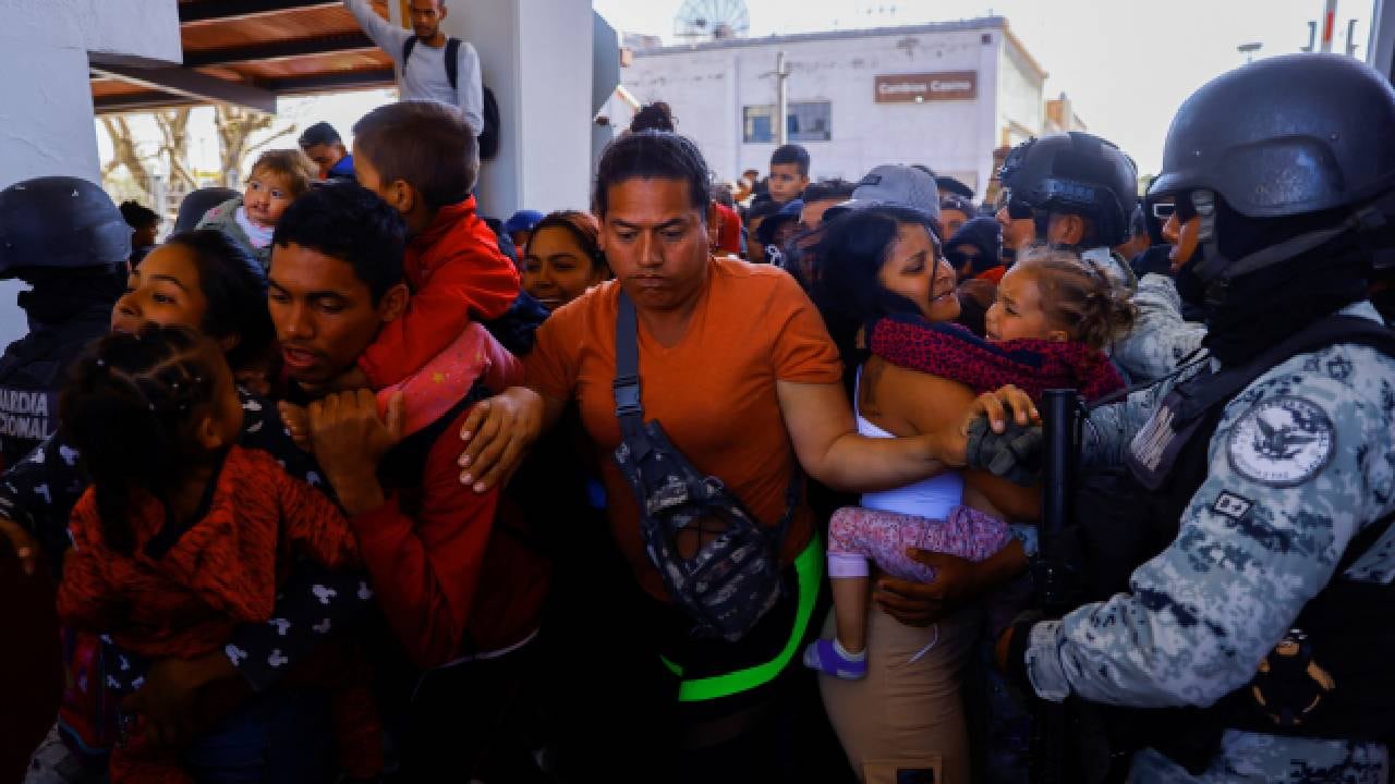 Ola de migrantes intentando cumplir el "sueño americano".