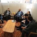 Canciller Luis Gilberto Murillo con su homólogo Yvan Gil en Nueva York.