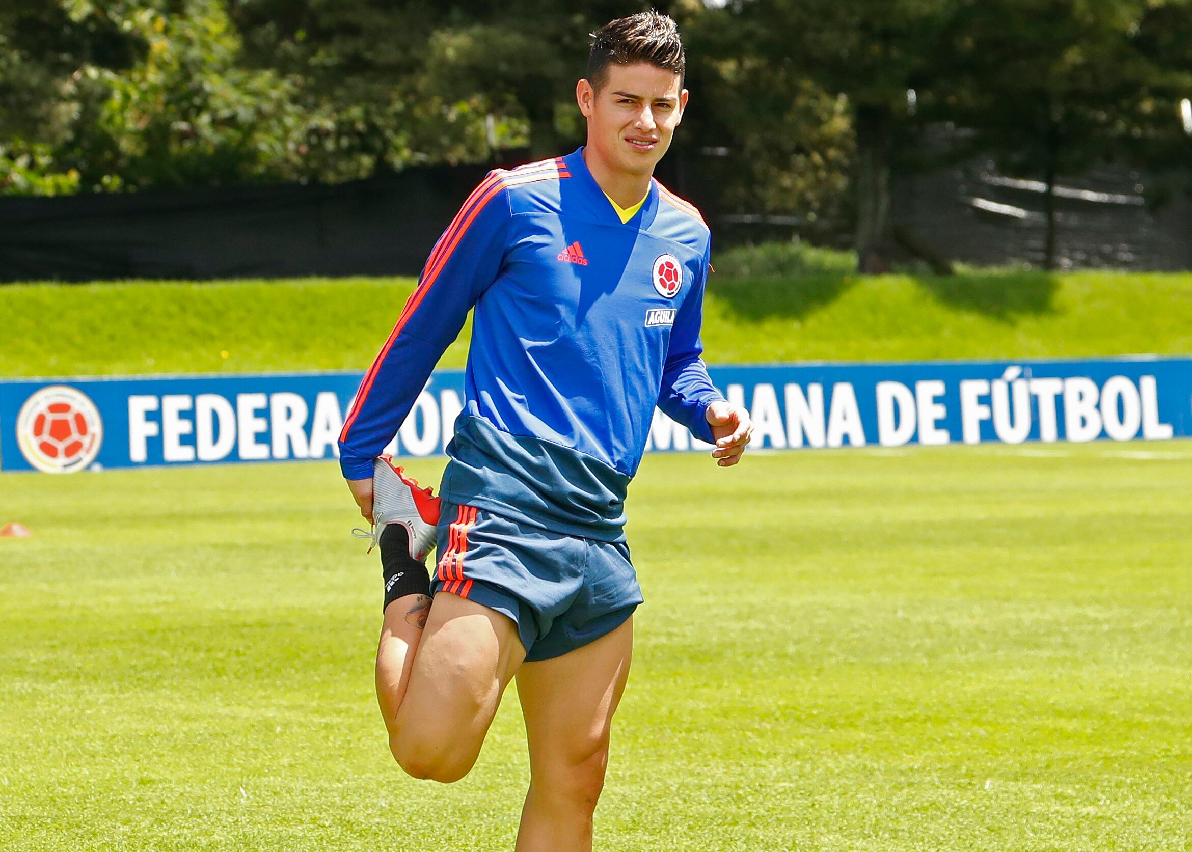 Cuál fue el motivo por el que James Rodríguez fue desconvocado por Reinaldo Rueda