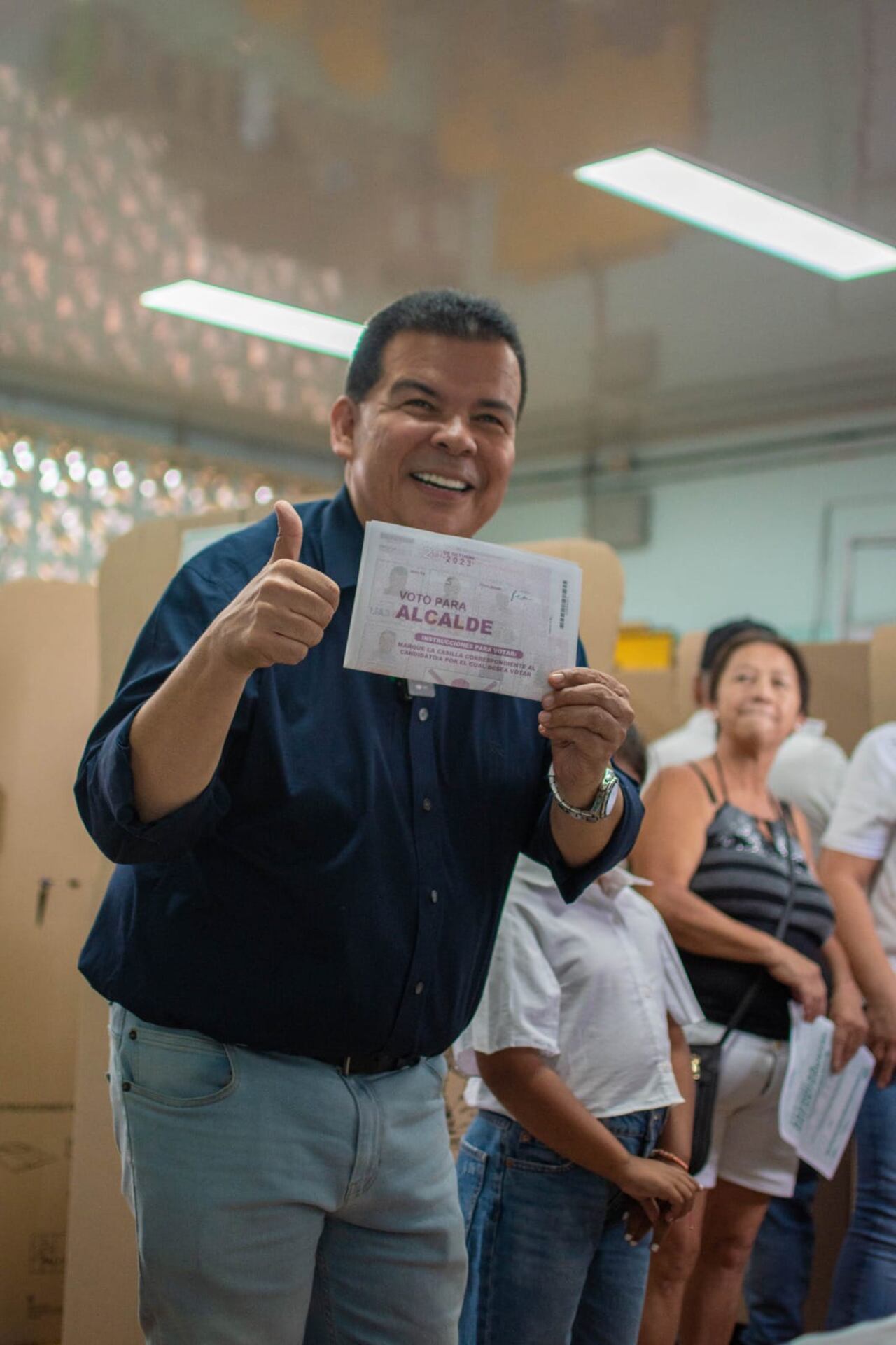 Candidato a la alcaldía de Cali Roberto "el chontico" Ortiz