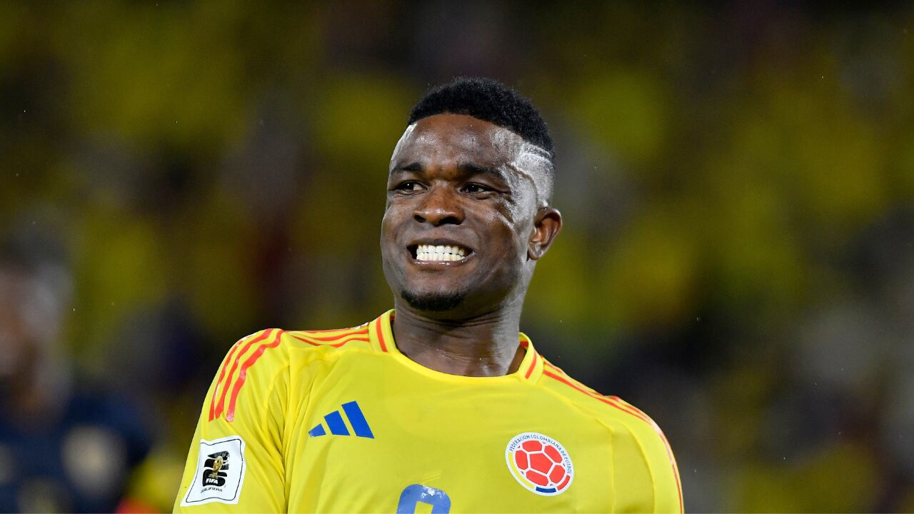 Jhon Córdoba falló gol ante Ecuador