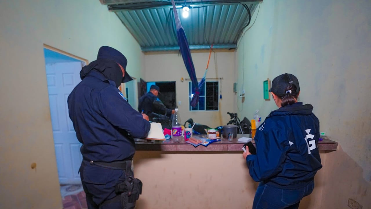 Los allanamientos fueron efectuados en casas que los connacionales alquilaban en residenciales “de lujo” en las ciudades de San Juan Opico, Quezaltepeque en el departamento de La Libertad, así como en la ciudad de Nejapa.