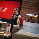 Así de cerca, los bogotanos podrán vivir la experiencia de volar con Iberia en tierra, que aumentó a 21 frecuencias entre la capital colombiana y España.