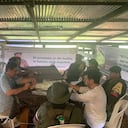 Danilo Rueda e integrantes de las disidencias de Farc