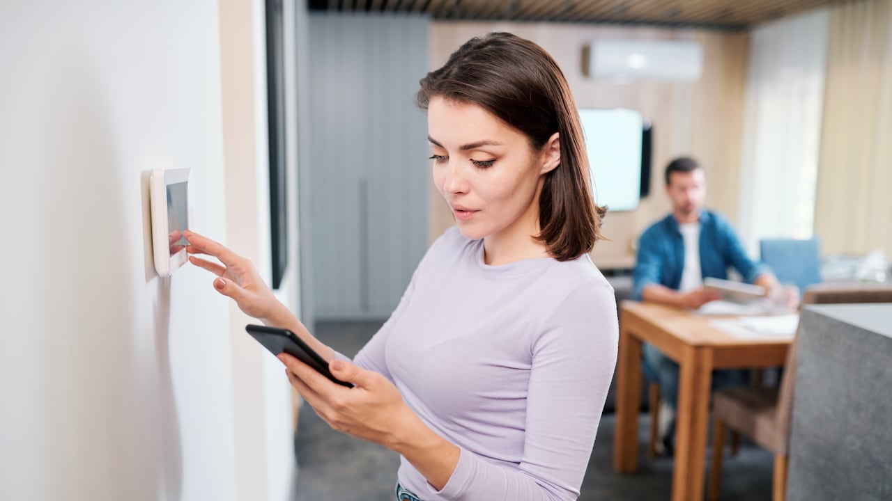 En general, los dispositivos inteligentes pueden ser una herramienta valiosa para ahorrar energía en el hogar si se utilizan de manera responsable.