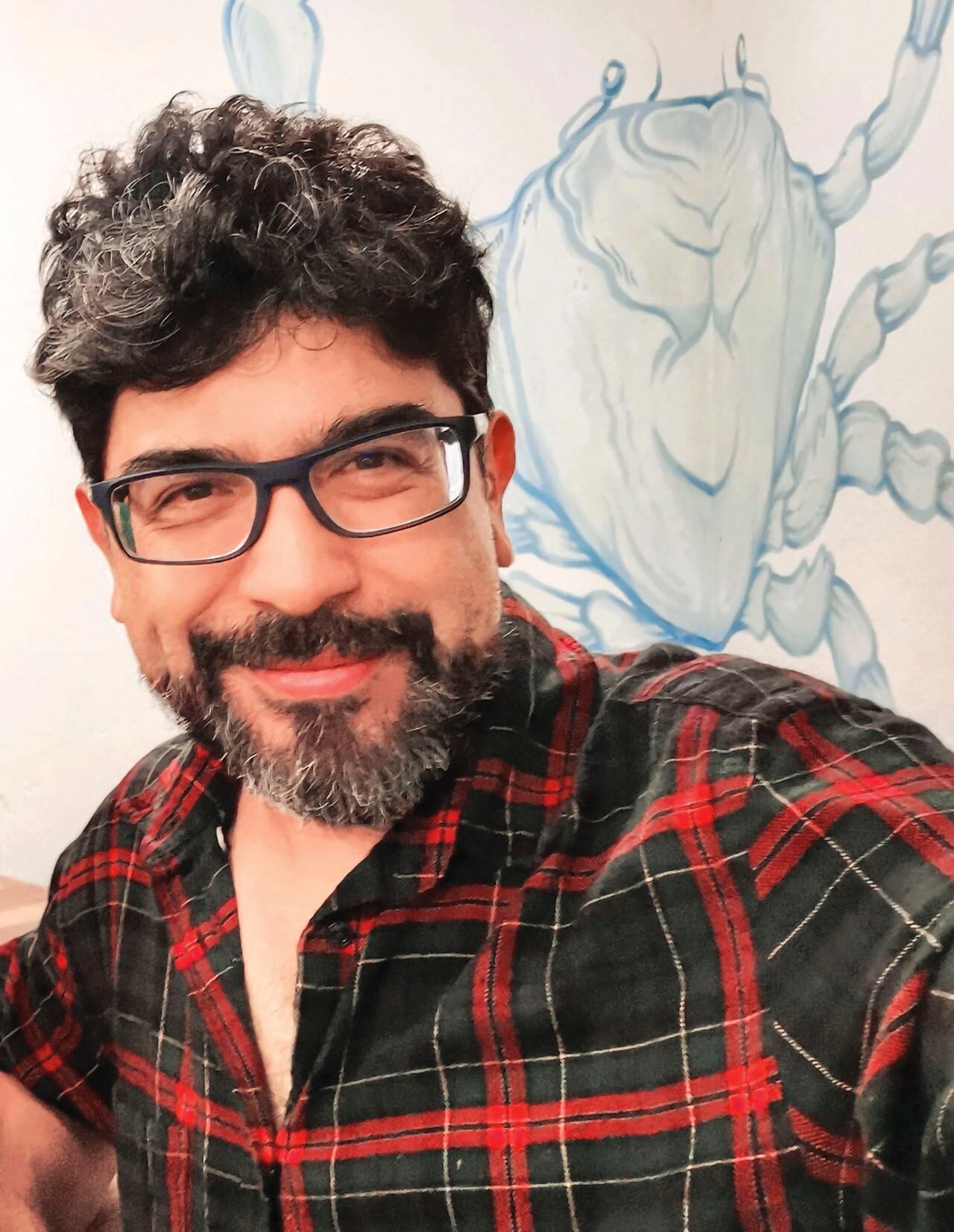 Elkin Rubiano destaca que BOG25 "tiene un fuerte componente de internacionalización, la producción artística local, regional y nacional entra en diálogo con tendencias internacionales y creo que esto va a ser fructífero para la producción artística colombiana".