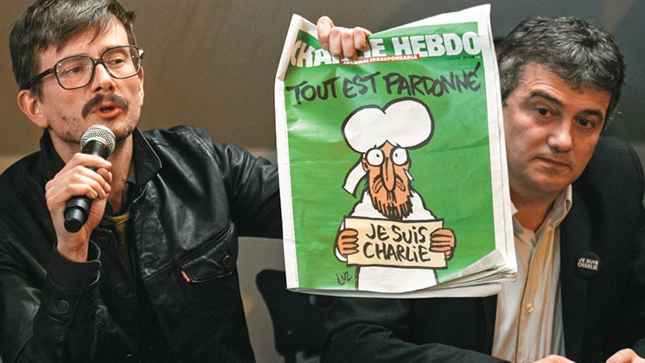 La falta de inspiración ha amargado el ambiente para los caricaturistas Luz y Pelloux, que ya anunciaron que dejarán la publicación.