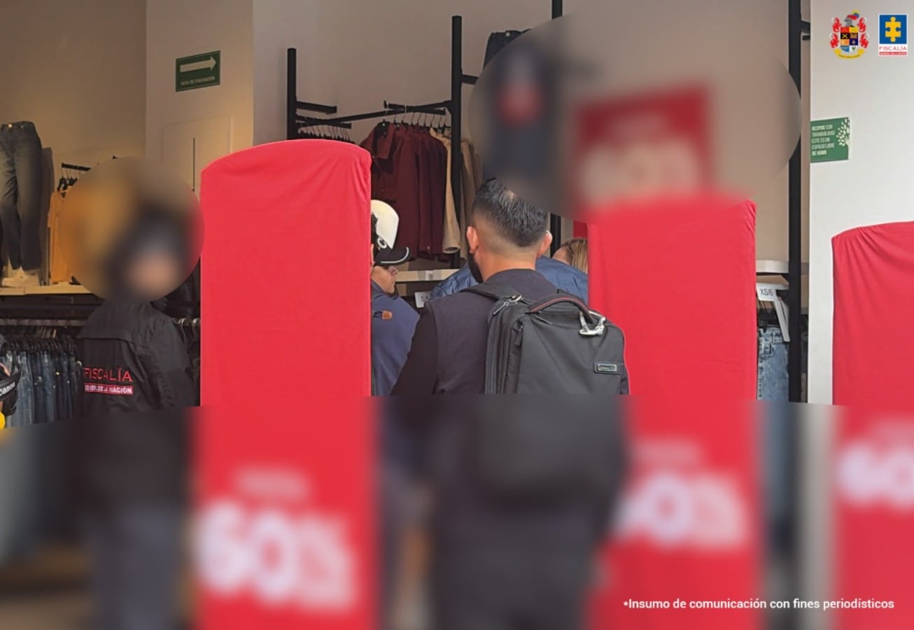 El CTI de la Fiscalía y el Ejército Nacional en una de las sedes de Lili Pink que fue objeto de extinción de dominio