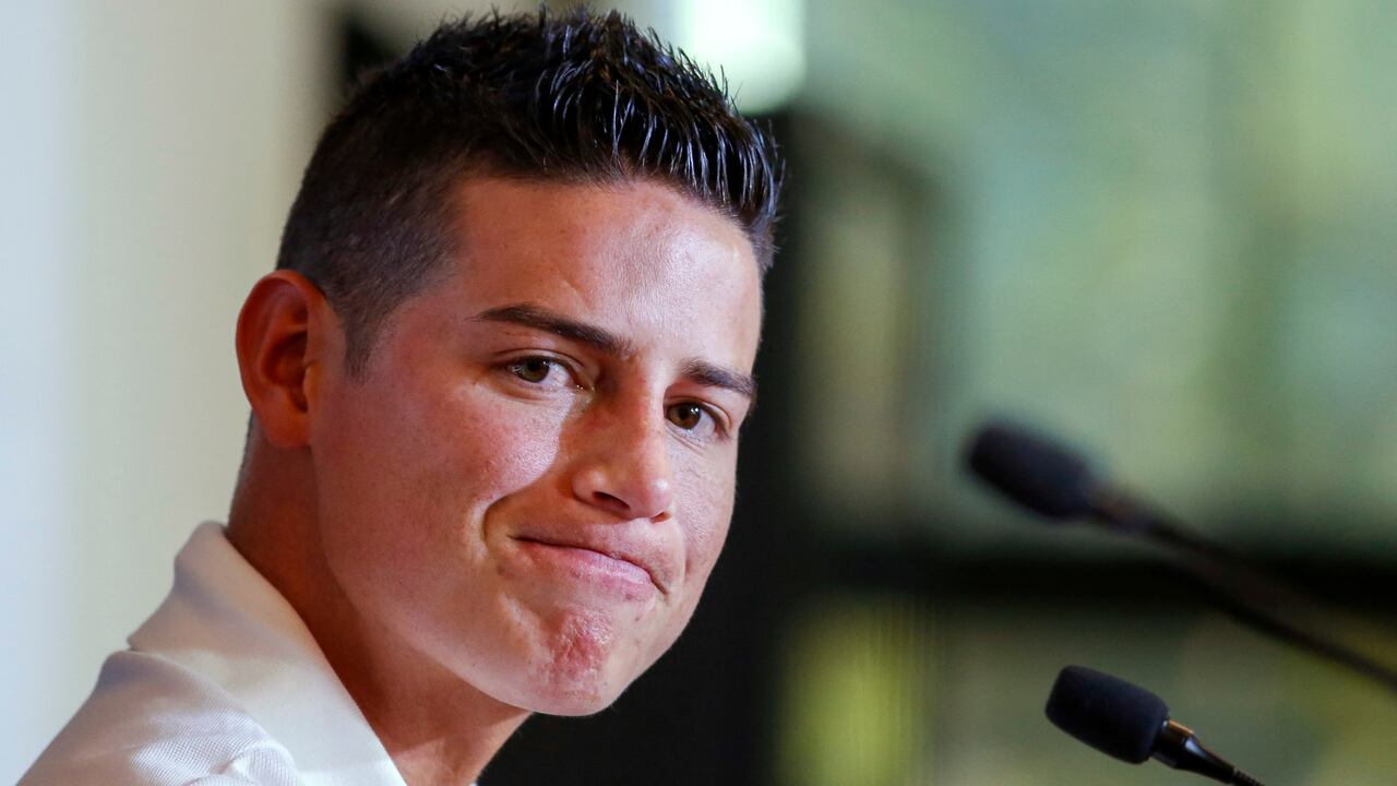 James Rodríguez en rueda de prensa con el São Paulo de Brasil.