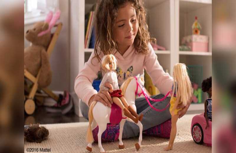 Desde el 2014, Barbie viene imprimiéndole a la muñeca elementos más incluyentes.