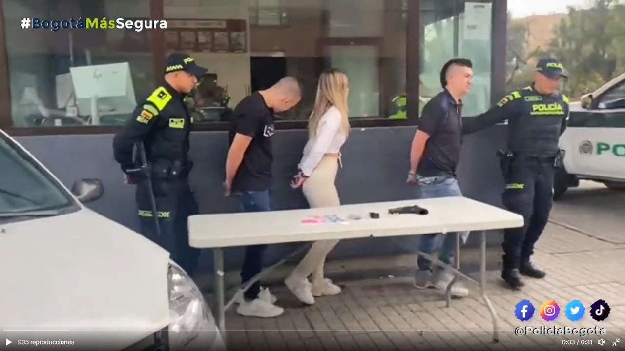 Policía Metropolitana de Bogotá
Twitter @PoliciaBogota