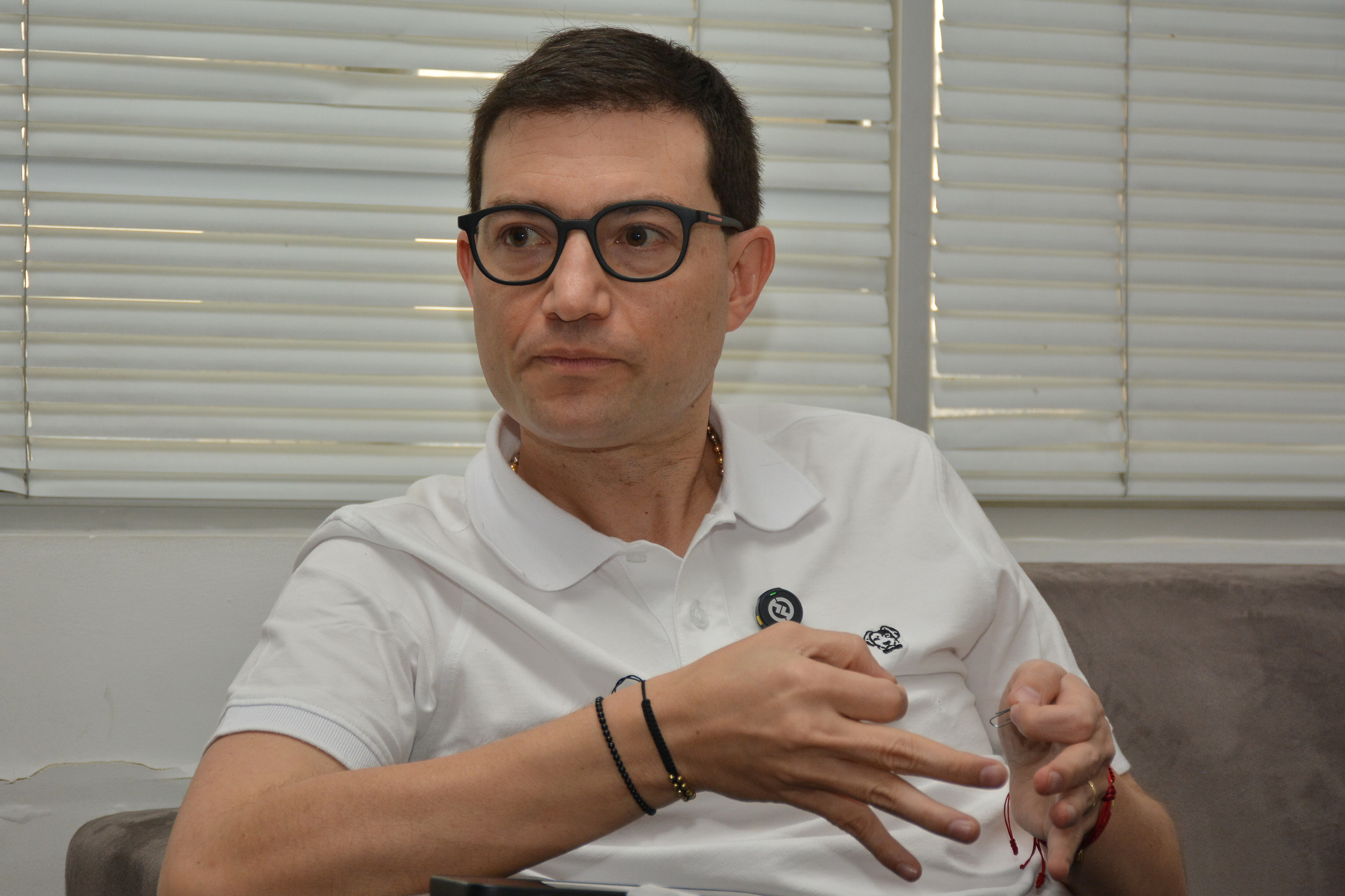 Carlos Felipe Córdoba Larrarte. Excontralor. Foto Jorge Orozco  El País.