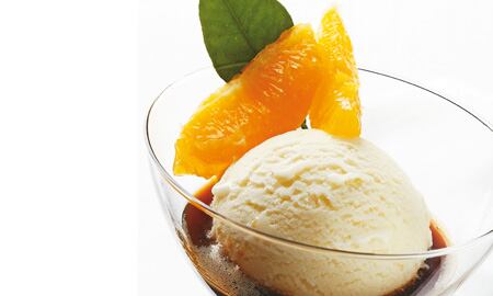 Ni siquiera el que es considerado como uno de los hombres más fríos y crueles de la actualidad se puede resistir a un delicioso y refrescante helado.