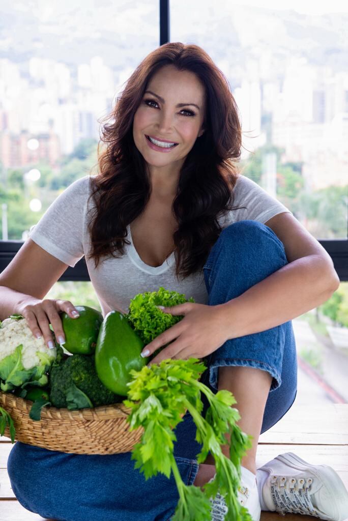 En entrevista con SEMANA, Patricia López, Ex-Miss Colombia y experta en alimentación Keto, nos sumerge en el mundo de esta revolucionaria dieta. Desde sus beneficios para la energía y la concentración, hasta los alimentos clave.