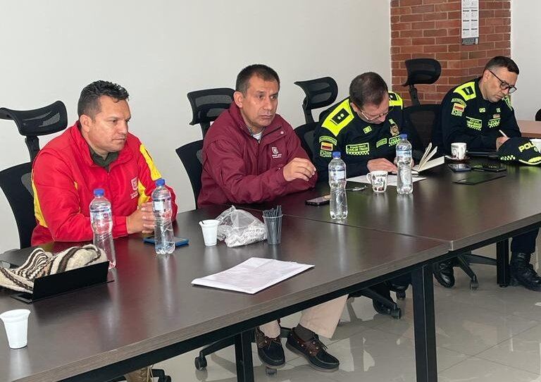 El secretario Óscar Gómez Heredia lideró una reunión extraordinaria de seguridad en Ciudad Bolívar