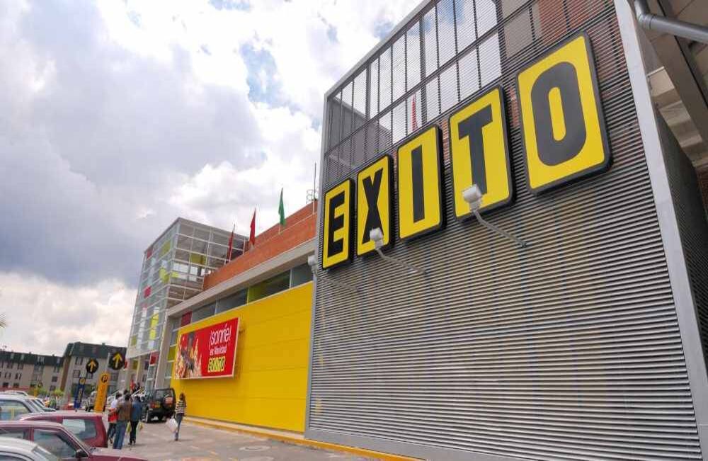 1994 - la acción de Almacenes Éxito S.A se inscribió en la Bolsa de Valores de Medellín y luego en las de Bogotá y Occidente para tener acceso a los mercados de capitales. FOTO: Grupo Éxito