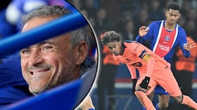 Luis Enrique (izq.) celebra la victoria de PSG sobre Barcelona (der).