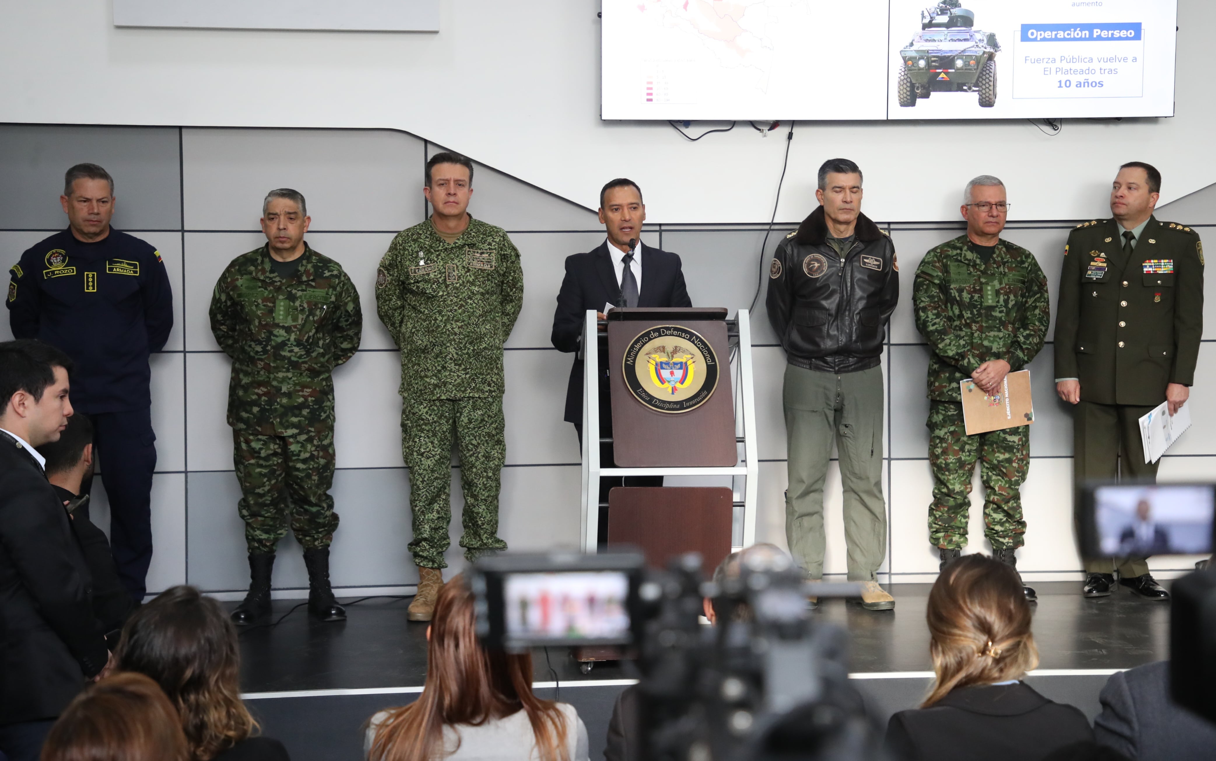Rueda de prensa Ministro Pedro Sánchez - en Indumil Bogotá 6 agosto 2025